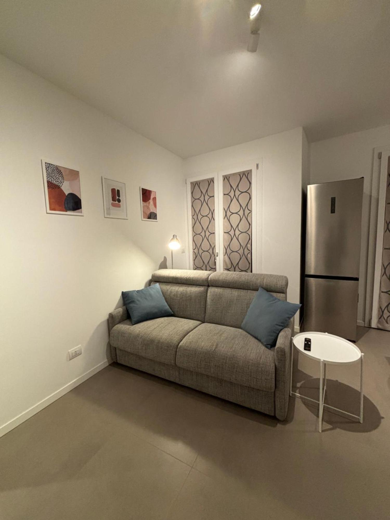 Suite Naviglio 26 Парма Екстериор снимка
